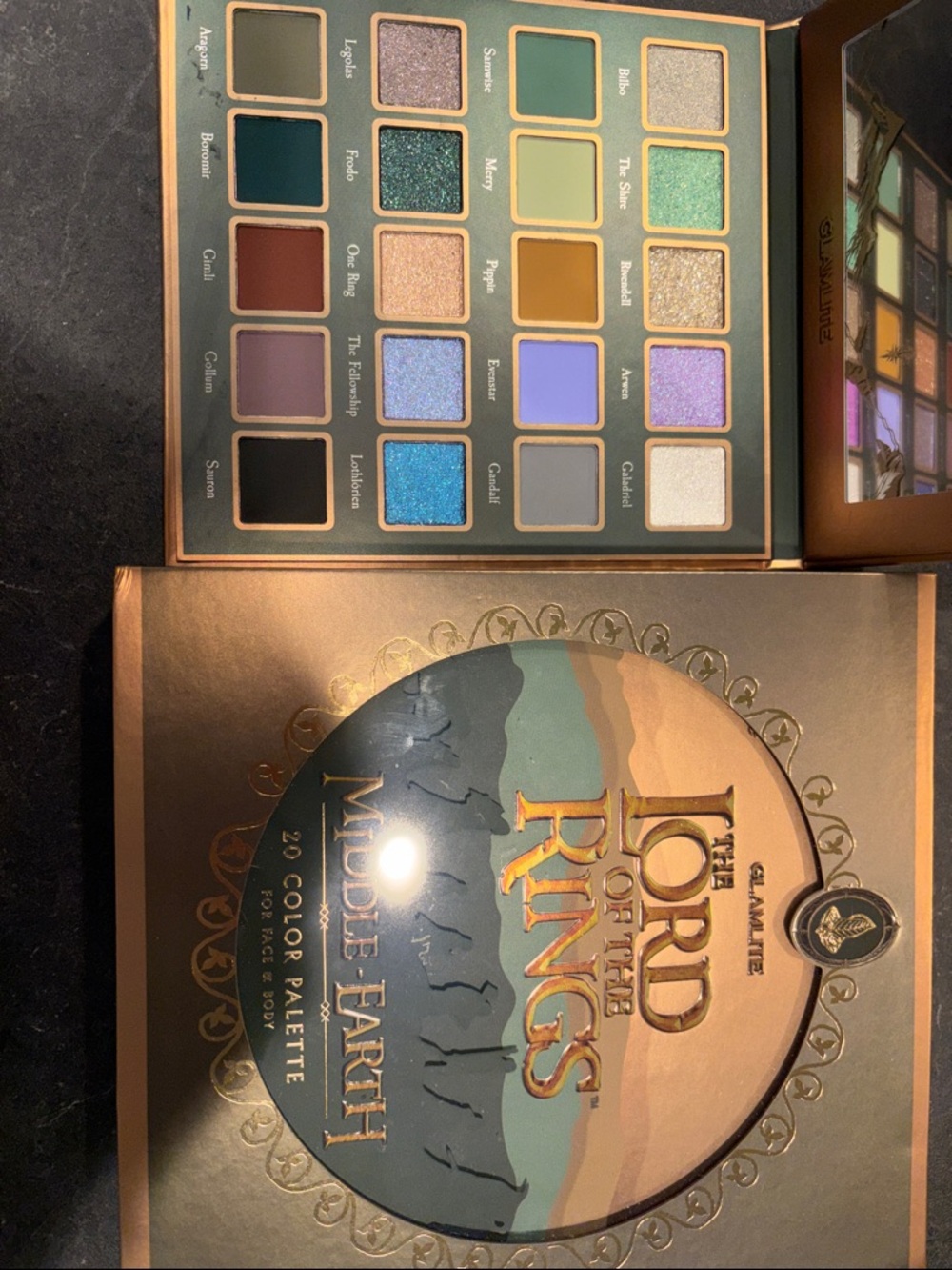 Glamite Lord of the Rings eyeshadow pallet